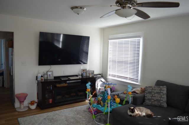 414 Arvin Street, Bakersfield, CA 93308