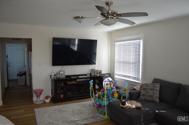 414 Arvin Street, Bakersfield, CA 93308