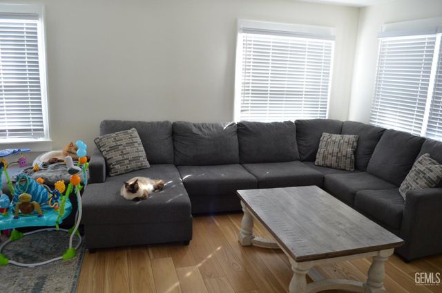 414 Arvin Street, Bakersfield, CA 93308