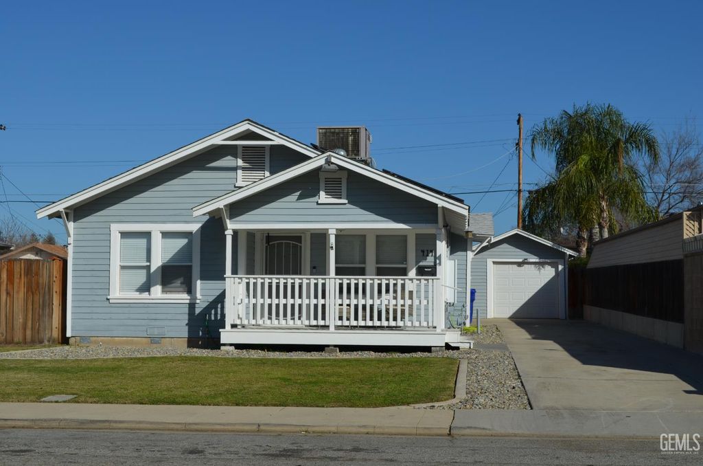 414 Arvin Street, Bakersfield, CA 93308