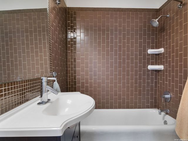 230 Allensworth Street, San Antonio, TX 78209