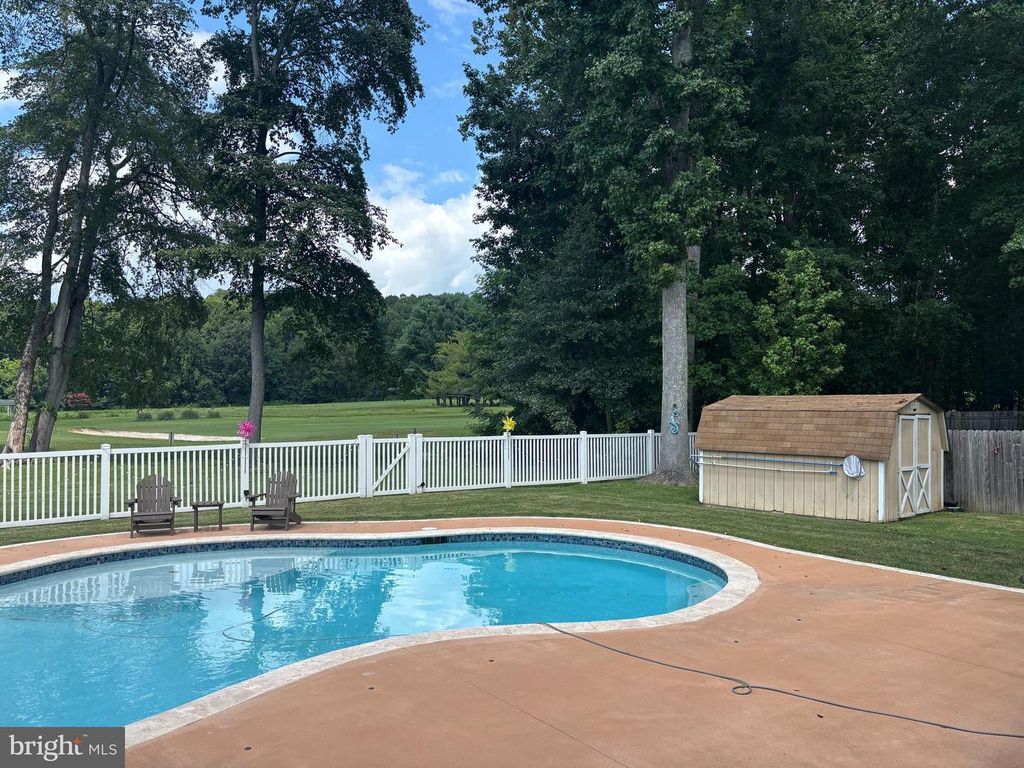 35380 GOLF COURSE DR, Mechanicsville, MD 20659