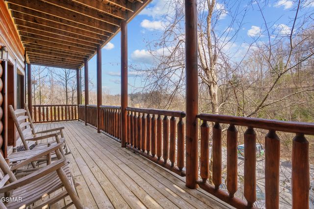 611 Stockton Drive, Sevierville, TN 37876