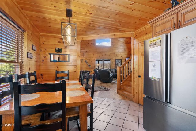 611 Stockton Drive, Sevierville, TN 37876