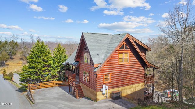 611 Stockton Drive, Sevierville, TN 37876