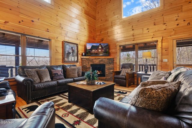 611 Stockton Drive, Sevierville, TN 37876