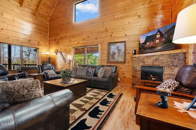 611 Stockton Drive, Sevierville, TN 37876