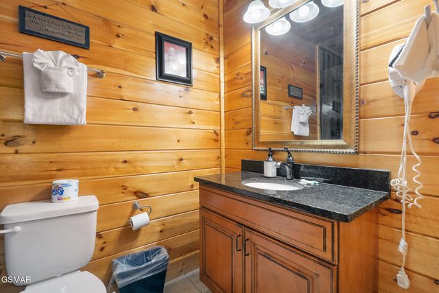 611 Stockton Drive, Sevierville, TN 37876