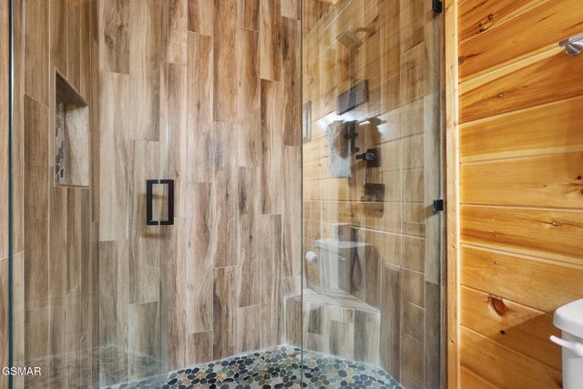 611 Stockton Drive, Sevierville, TN 37876