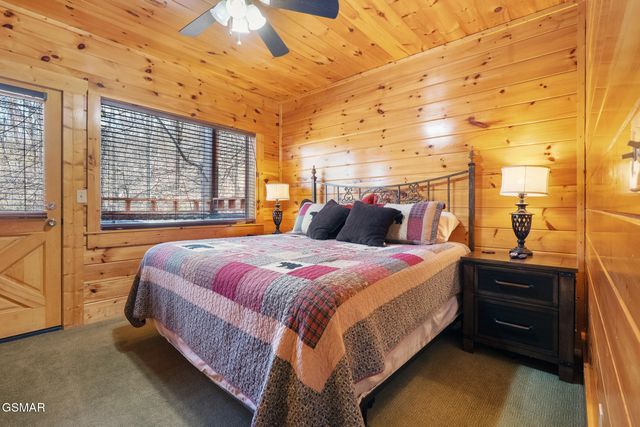 611 Stockton Drive, Sevierville, TN 37876