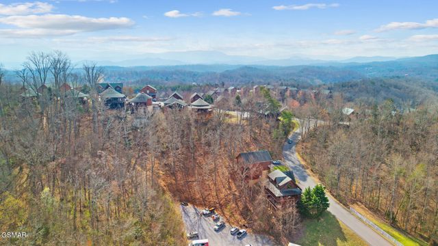 611 Stockton Drive, Sevierville, TN 37876