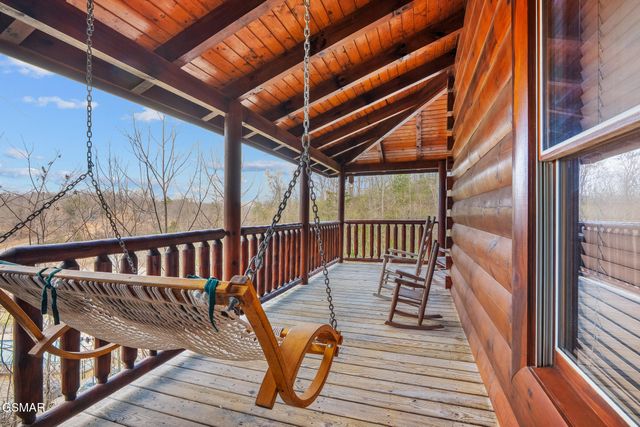 611 Stockton Drive, Sevierville, TN 37876