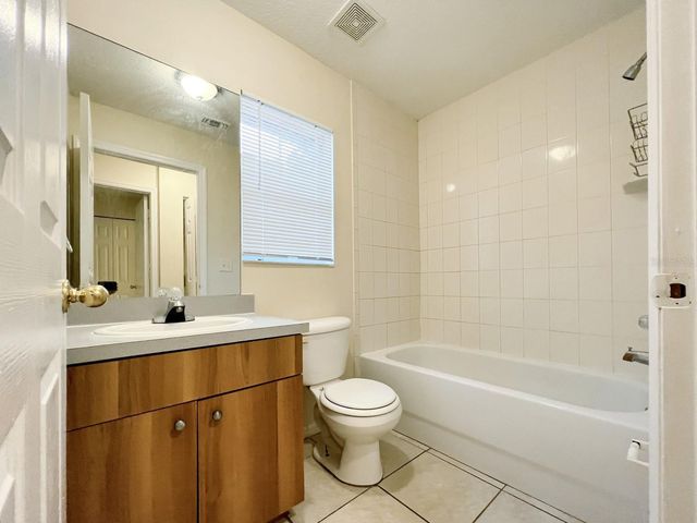 2407 E 17TH AVENUE B, Tampa, FL 33605