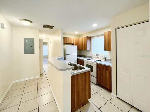 2407 E 17TH AVENUE B, Tampa, FL 33605