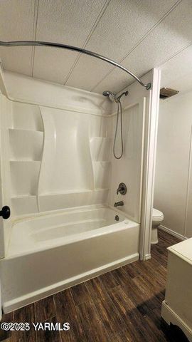 55 W Washington Ave 35, Yakima, WA 98903