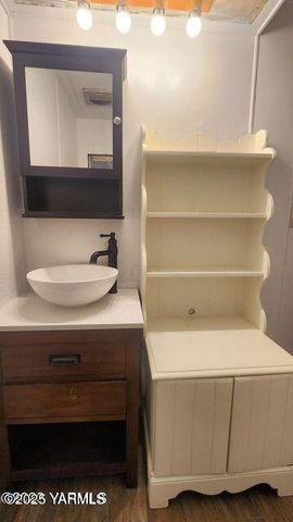 55 W Washington Ave 35, Yakima, WA 98903