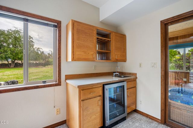 61670 Somerset Drive, Bend, OR 97702