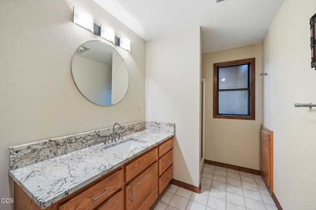 61670 Somerset Drive, Bend, OR 97702