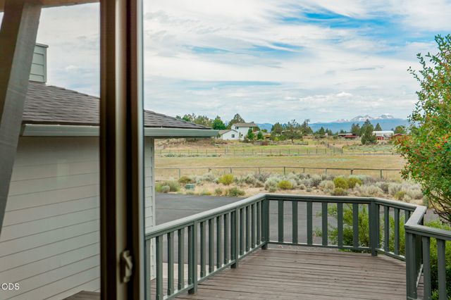61670 Somerset Drive, Bend, OR 97702