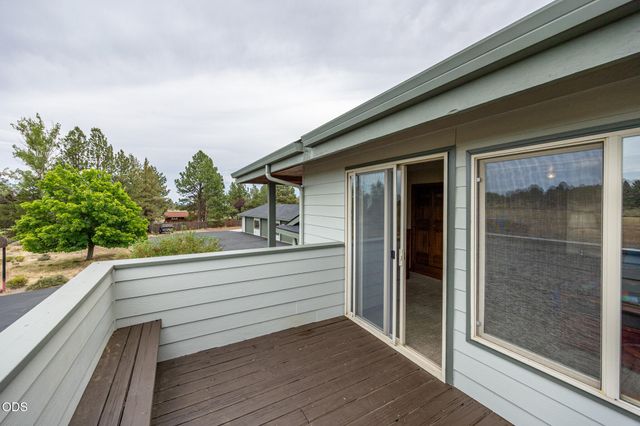 61670 Somerset Drive, Bend, OR 97702