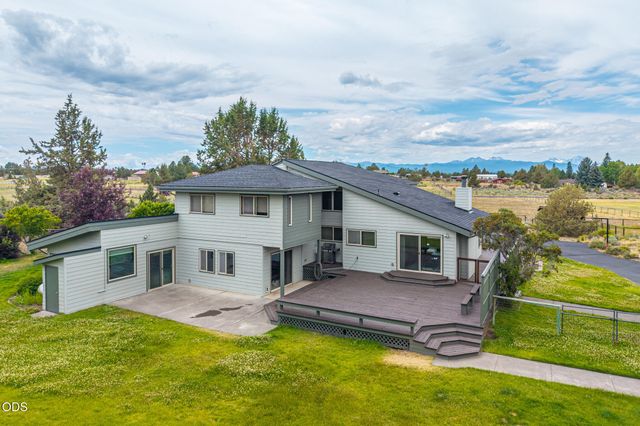 61670 Somerset Drive, Bend, OR 97702