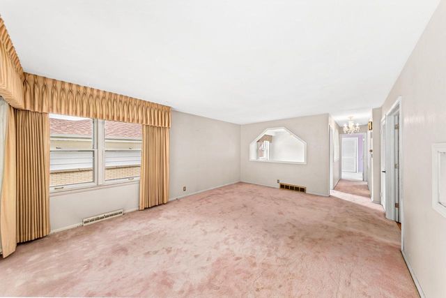 4110 N 74th STREET, Milwaukee, WI 53216