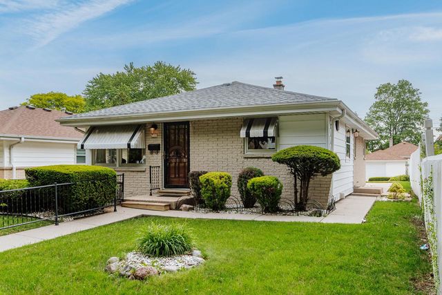 4110 N 74th STREET, Milwaukee, WI 53216