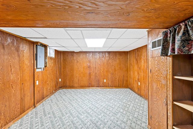 4110 N 74th STREET, Milwaukee, WI 53216