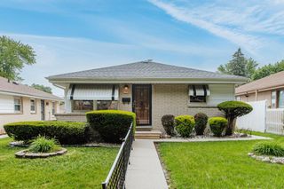 4110 N 74th STREET, Milwaukee, WI 53216