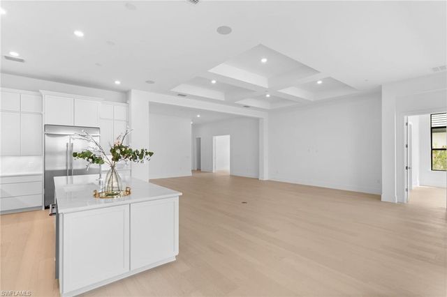 19084 Gentry PL, Estero, FL 33928