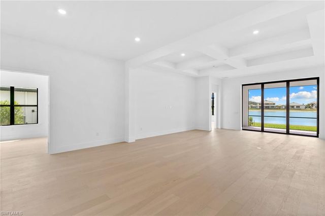 19084 Gentry PL, Estero, FL 33928