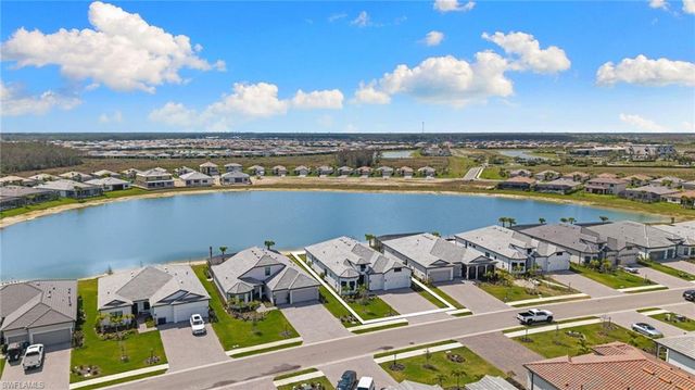 19084 Gentry PL, Estero, FL 33928