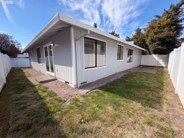 2515 Ne HYDE St, Hillsboro, OR 97124