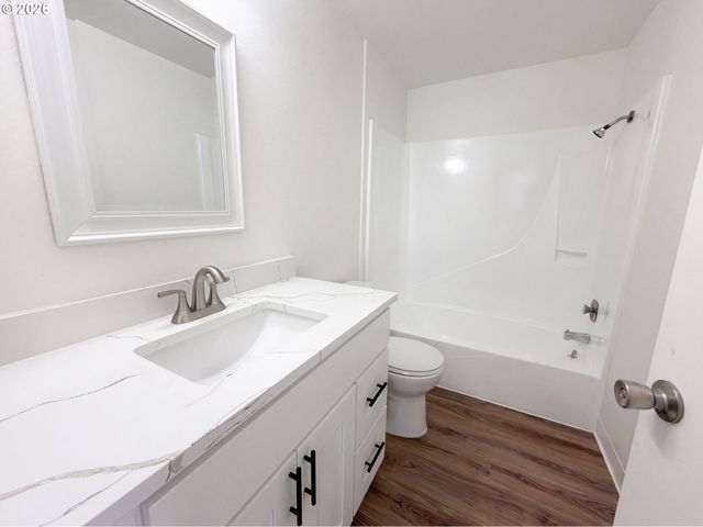 2515 Ne HYDE St, Hillsboro, OR 97124
