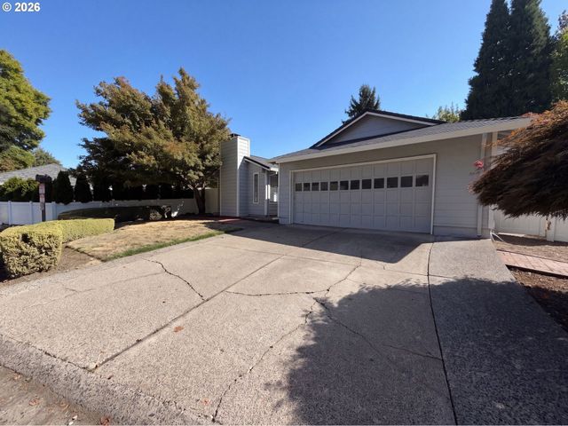 2515 Ne HYDE St, Hillsboro, OR 97124
