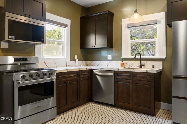 529 N Hill Avenue, Pasadena, CA 91106