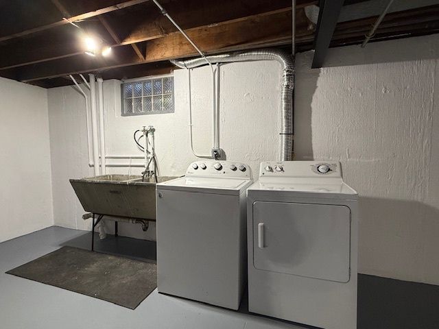 910 S Golf Cul De Sac Street, Des Plaines, IL 60016