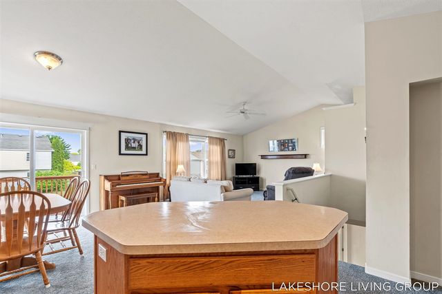 3769 Pine Meadow Drive, Holland, MI 49424
