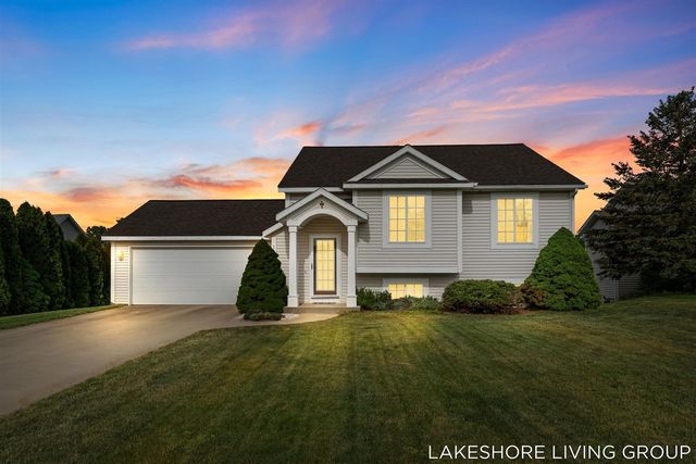 3769 Pine Meadow Drive, Holland, MI 49424