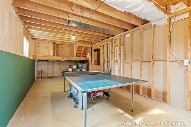 3769 Pine Meadow Drive, Holland, MI 49424