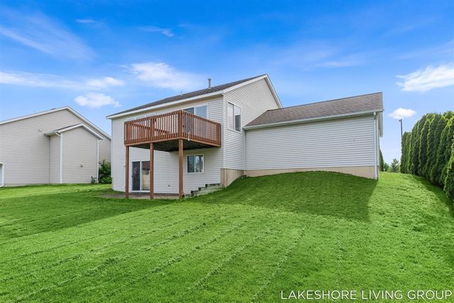 3769 Pine Meadow Drive, Holland, MI 49424