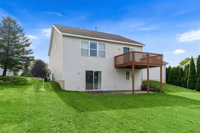 3769 Pine Meadow Drive, Holland, MI 49424