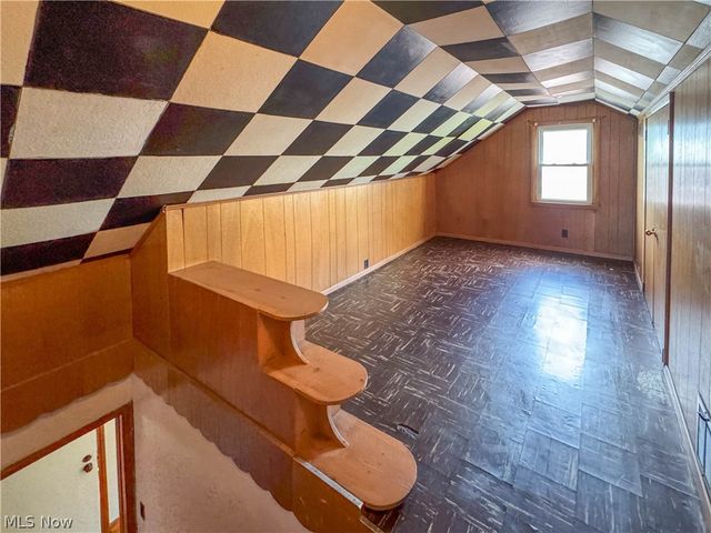 1339 Douglas Avenue, Youngstown, OH 44502