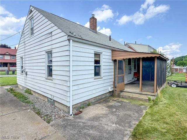 1339 Douglas Avenue, Youngstown, OH 44502