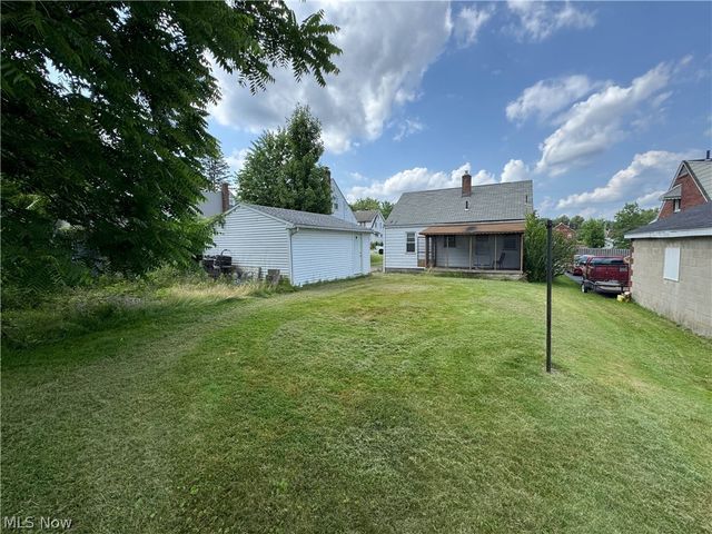 1339 Douglas Avenue, Youngstown, OH 44502
