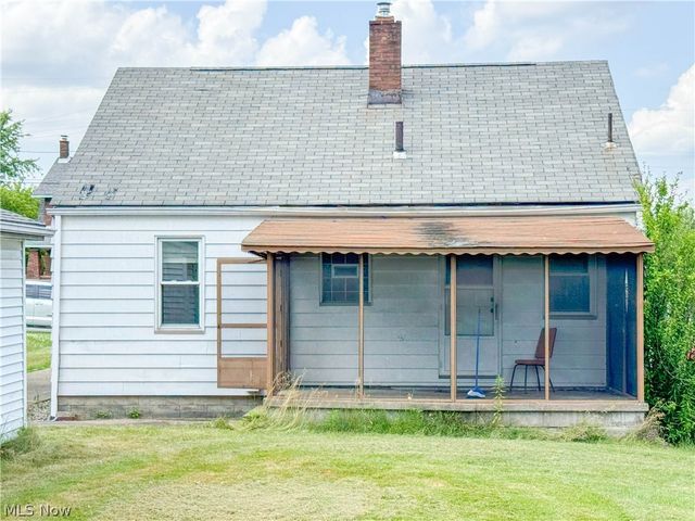 1339 Douglas Avenue, Youngstown, OH 44502