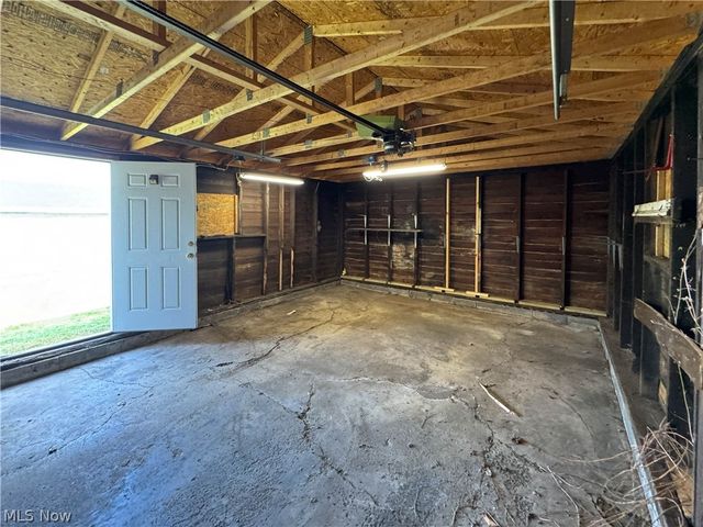 1339 Douglas Avenue, Youngstown, OH 44502