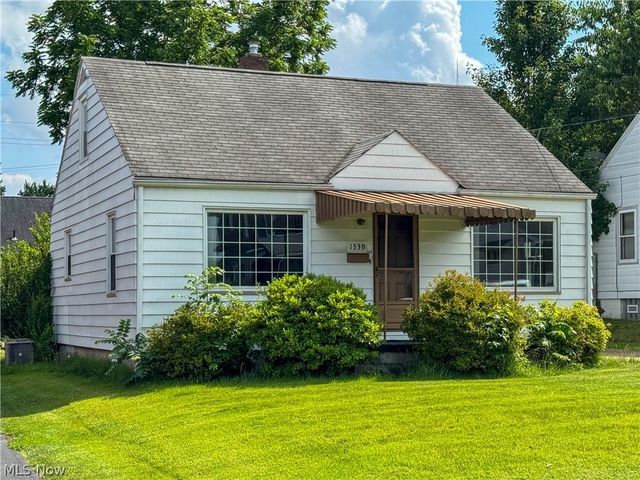 1339 Douglas Avenue, Youngstown, OH 44502