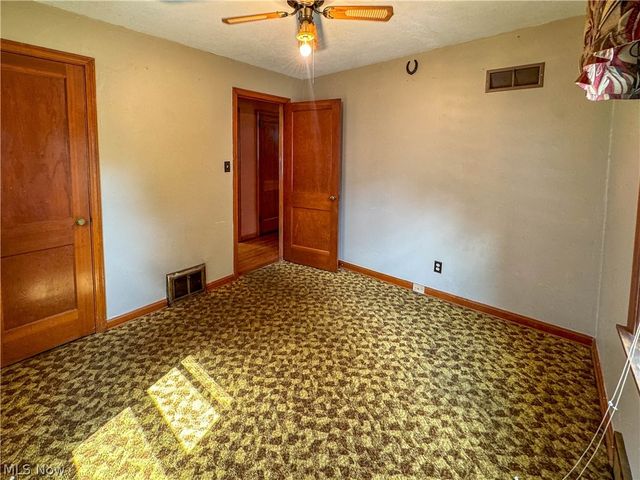 1339 Douglas Avenue, Youngstown, OH 44502