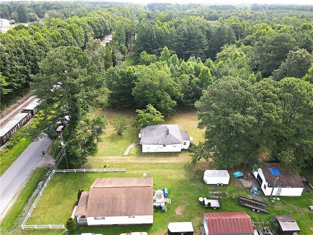 127 Philhower DR, Suffolk, VA 23434